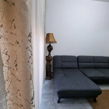 Odahousetirana Tirana